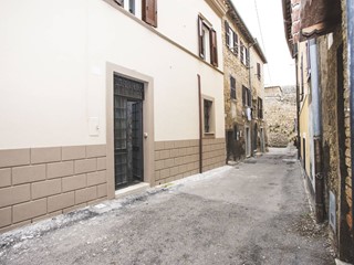 Bilocale in Vendita a Tarquinia, 65'000€, 75 m²