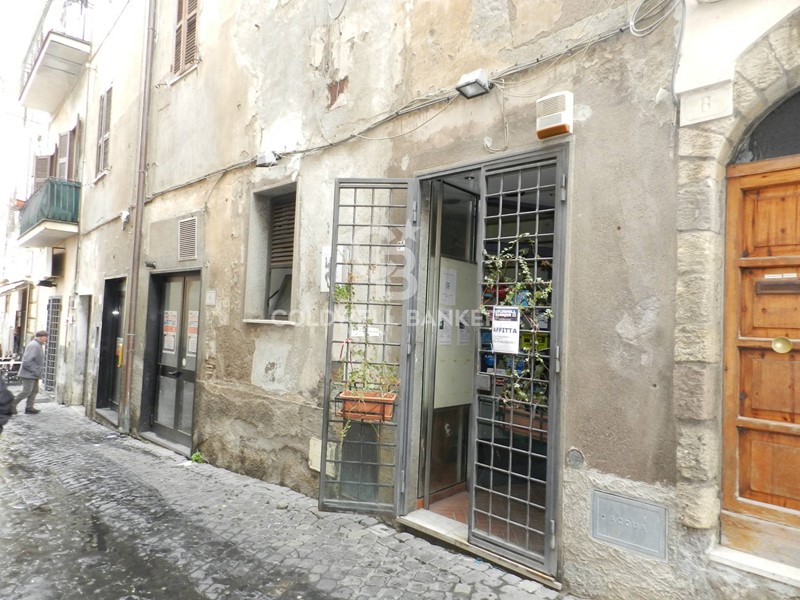 Immobile commerciale in Vendita a Tarquinia, 35'000€, 25 m²