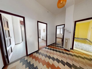 Quadrilocale in Vendita a Milano, 300'000€, 100 m²