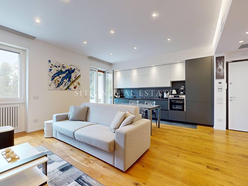 Bilocale in Vendita a Milano, 389'000€, 74 m²