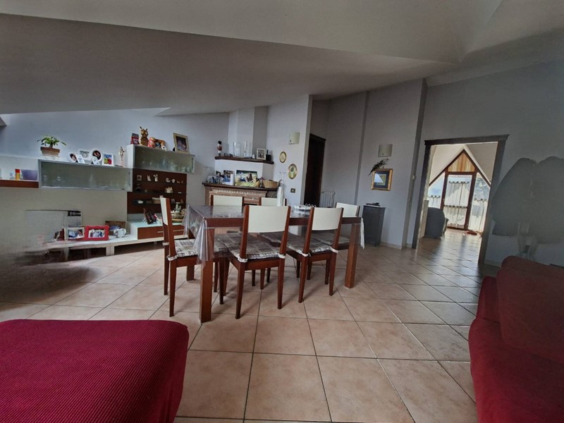 Attico in Vendita a Avellino, 200'000&euro;, 155 m²