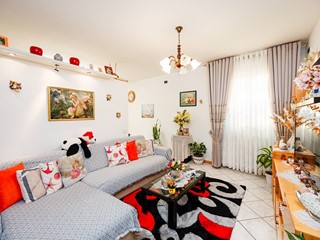 Trilocale in Vendita a Nembro, 105'000€, 87 m²