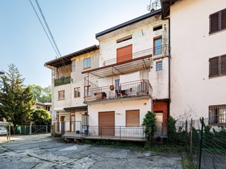 Bilocale in Vendita a Cene, 29'000€, 72 m²