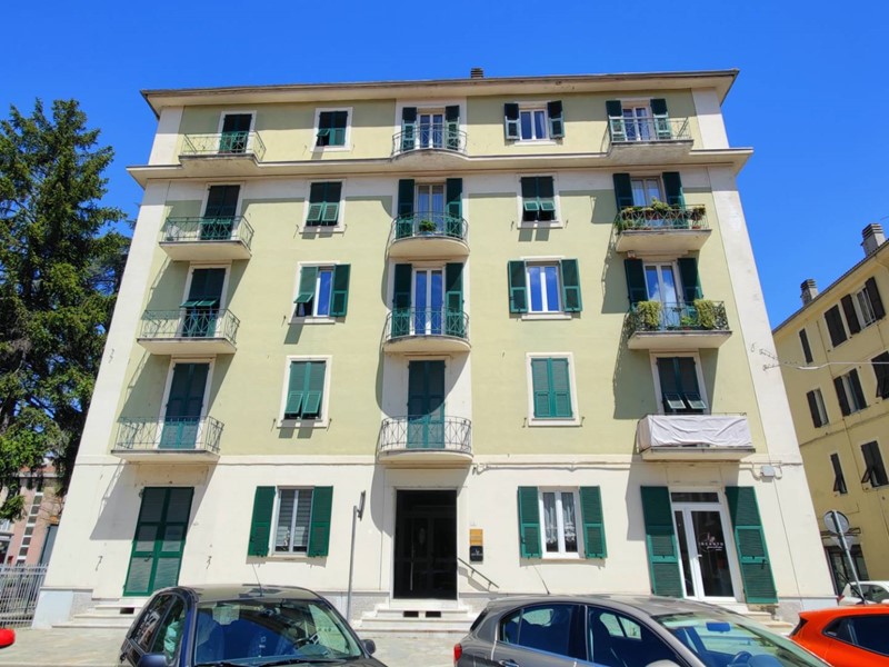 Quadrilocale in Vendita a Cairo Montenotte, 79'000€, 81 m²