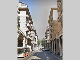 Ufficio in Vendita a Genova, 197'000€, 378 m²