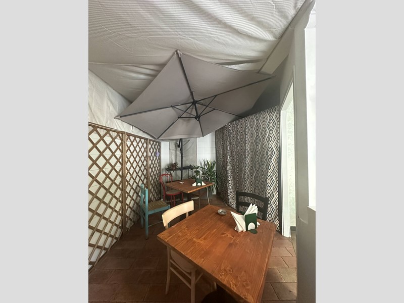 Immobile commerciale in Affitto a Genova, 1'800€, 250 m²