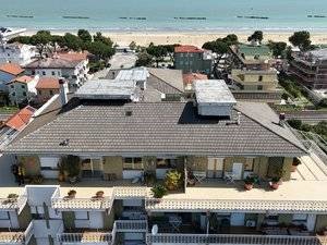 Attico in Vendita a Roseto degli Abruzzi, 650'000€, 350 m²