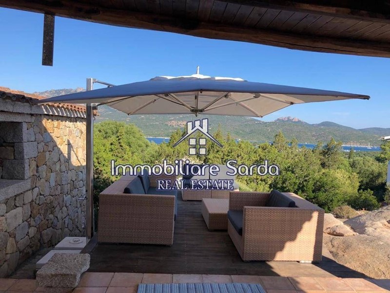 Villa in Vendita a Olbia, 245 m²