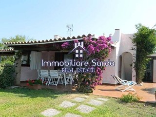 Villetta a schiera in Vendita a Arzachena, 590'000€, 152 m²