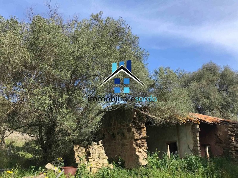 Rustico in Vendita a Arzachena, 790'000€, 280 m²