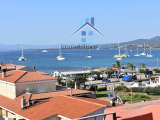Quadrilocale in Vendita a Golfo Aranci, 595'000€, 138 m²
