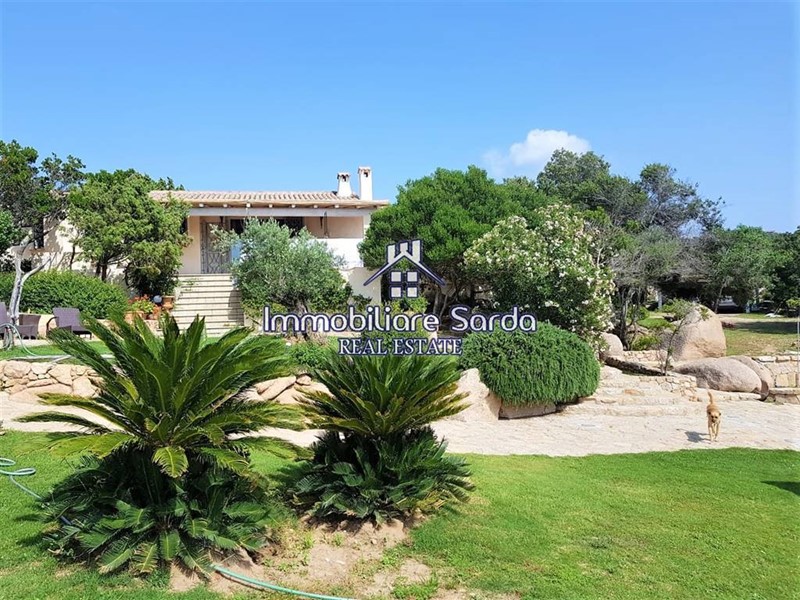 Villa in Vendita a Arzachena, 1'590'000€, 510 m²