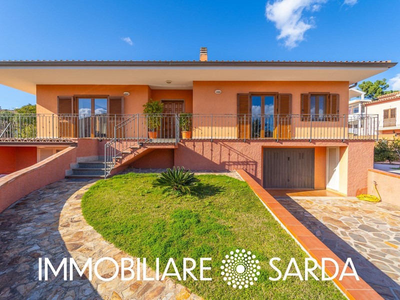 Villa in Vendita a Olbia, 620'000€, 350 m²
