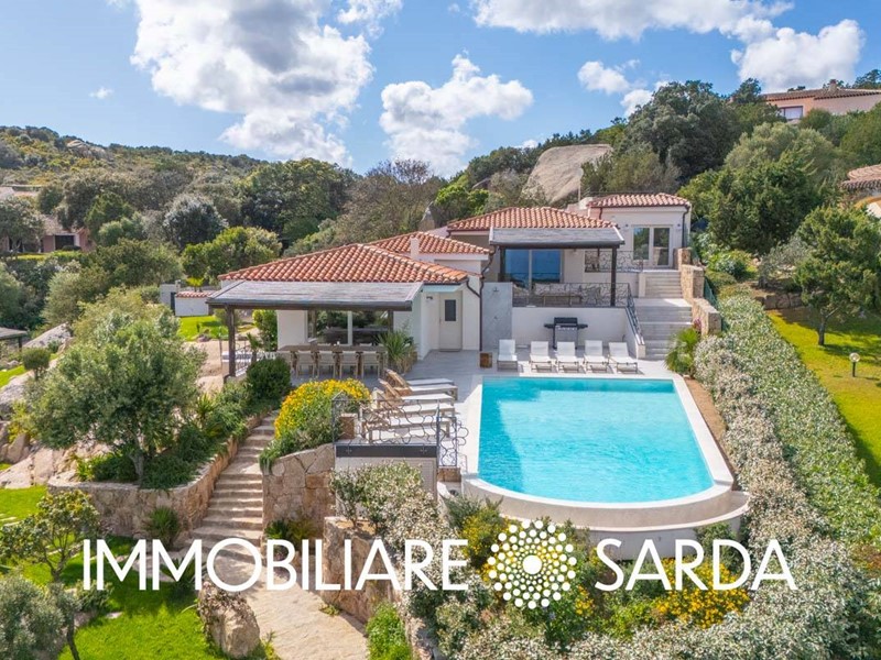 Villa in Vendita a Palau, 3'800'000€, 276 m²