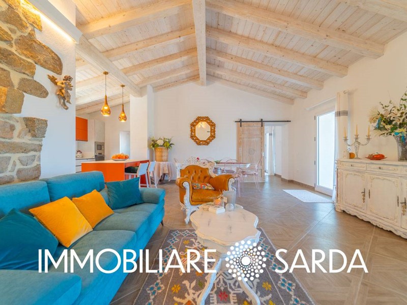 Casa Semi Indipendente in Vendita a Palau, 750'000€, 124 m²