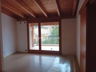 Quadrilocale in Vendita a Sutri, 150'000€, 80 m²