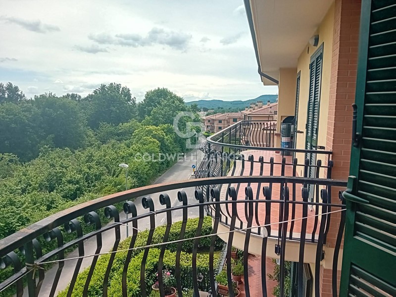 Appartamento in Vendita a Sutri, 160'000€, 110 m²