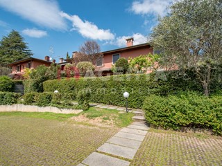 Appartamento in Vendita a Brescia, 1'300'000€, 495 m²