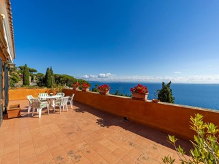 Appartamento in Vendita a Monte Argentario, 750'000€, 214 m²