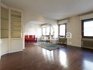 Appartamento in Vendita a Treviso, 630'000€, 250 m²
