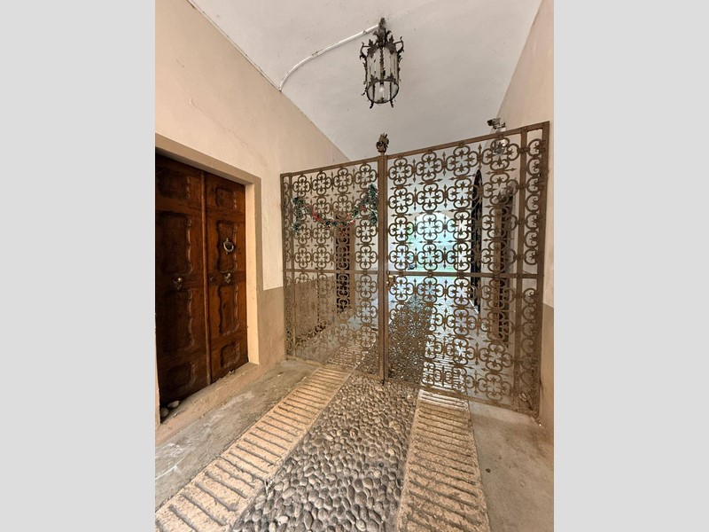 Appartamento in Vendita a Mantova, 530'000&euro;, 410 m²