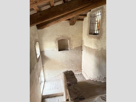 Bilocale in Vendita a Mantova, 250'000&euro;, 185 m²