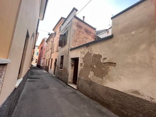Casa Indipendente in Vendita a Mantova, 126'000&euro;, 150 m²