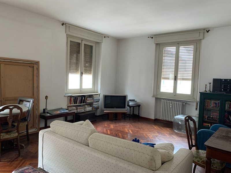 Trilocale in Vendita a Mantova, 180'000&euro;, 140 m²