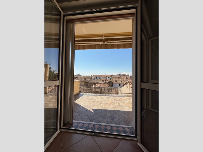 Quadrilocale in Vendita a Mantova, 249'000&euro;, 165 m²