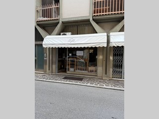 Immobile commerciale in Affitto a Mantova, 650€, 45 m²