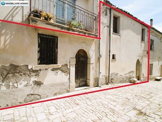 Casa Indipendente in Vendita a Casacalenda, 13'000€, 111 m²