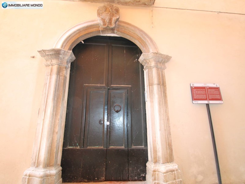 Appartamento in Vendita a Larino, 150'000€, 274 m²