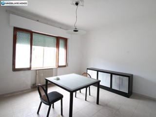 Quadrilocale in Vendita a Ururi, 20'000€, 100 m²