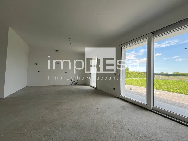 Casa Semi Indipendente in Vendita a Roncade, 450'000€, 155 m²