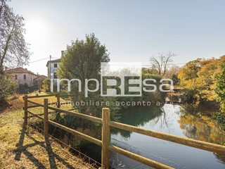 Rustico in Vendita a Carbonera, 1'000'000€, 1700 m²