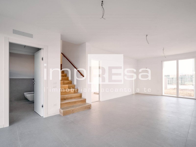Casa Semi Indipendente in Vendita a Silea, 398'000€, 180 m²