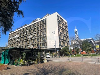 Quadrilocale in Vendita a Trezzano sul Naviglio, 285'000€, 143 m²