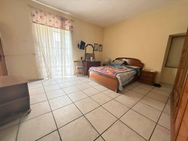 Villa in Vendita a Caserta, 50'000€, 75 m²