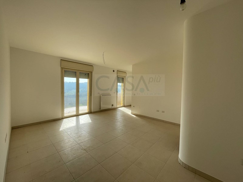 Trilocale in Vendita a Colonnella, 134'000€, 86 m²