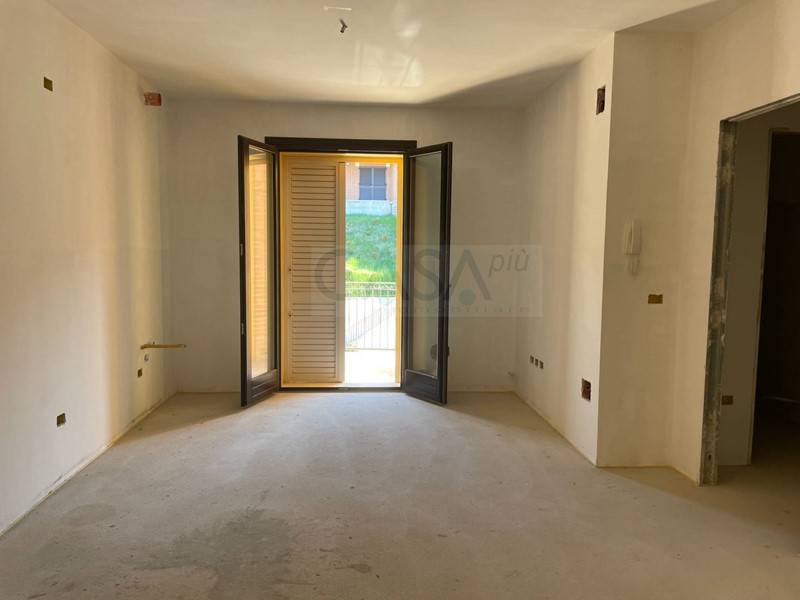 Trilocale in Vendita a Colonnella, 93'000€, 81 m²
