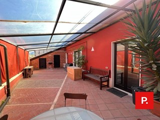 Bilocale in Vendita a Caserta, 410'000€, 130 m²