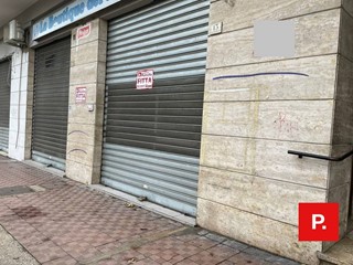 Immobile commerciale in Affitto a Caserta, 650€, 40 m²