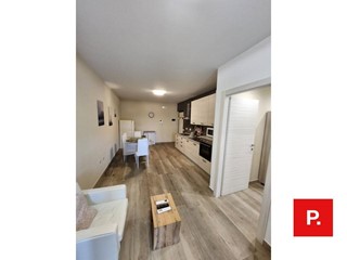 Trilocale in Affitto a Caserta, 1'000€, 70 m²