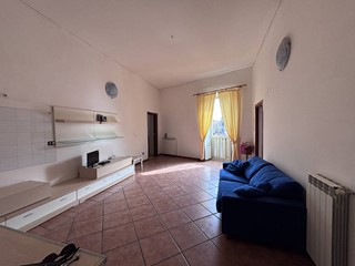 Trilocale in Vendita a Caserta, 125'000€, 102 m²