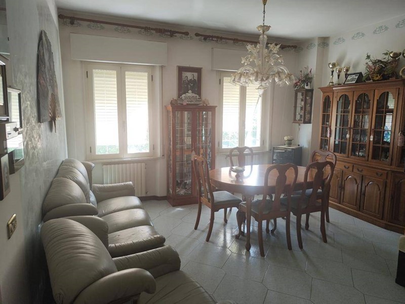 Appartamento in Vendita a Ascoli Piceno, 115'000€, 94 m²