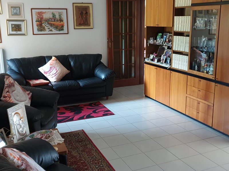 Appartamento in Vendita a Folignano, 135'000€, 88 m²