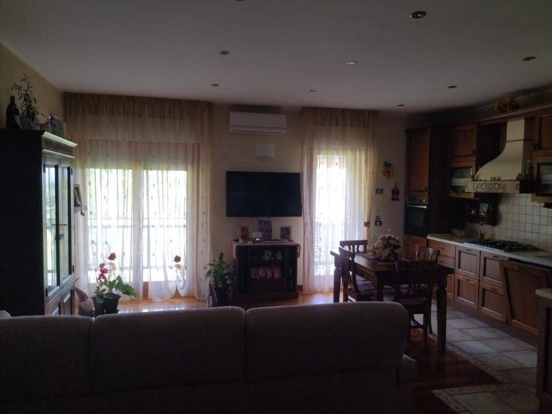 Appartamento in Vendita a Ascoli Piceno, 97'000€, 82 m²