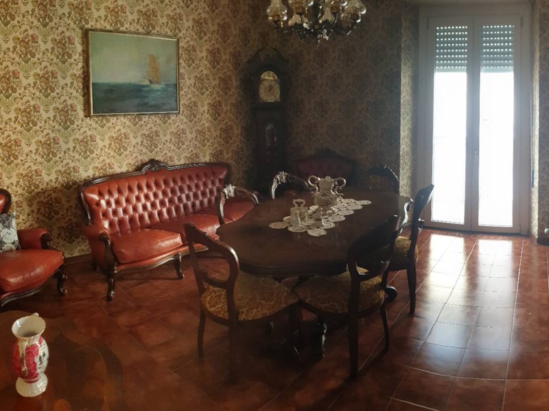 Appartamento in Vendita a Ascoli Piceno, 150'000€, 103 m²