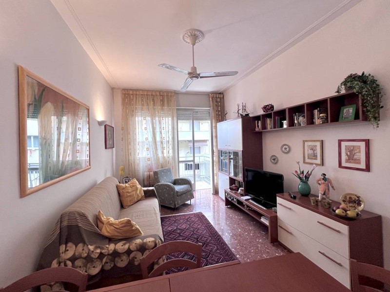 Appartamento in Vendita a Viareggio, 269'000€, 75 m²