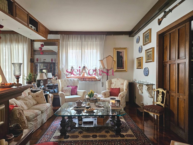 Appartamento in Vendita a Grosseto, 385'000&euro;, 150 m²